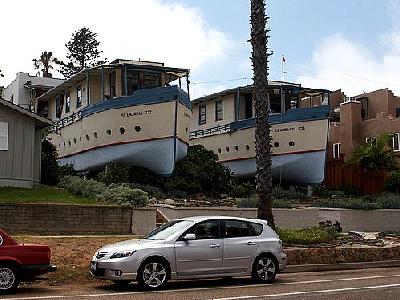 Photo Boat Houses Building