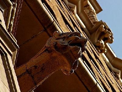 Photo Gargoyle Building