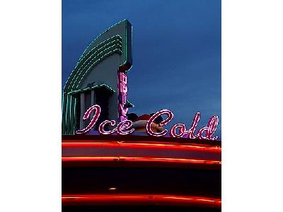 Photo Neon Building