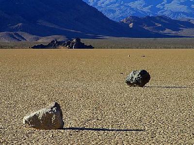 Photo Racetrack Playa 2 Travel