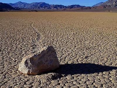 Photo Racetrack Playa 3 Travel