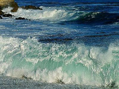 Photo Waves Crashing Travel