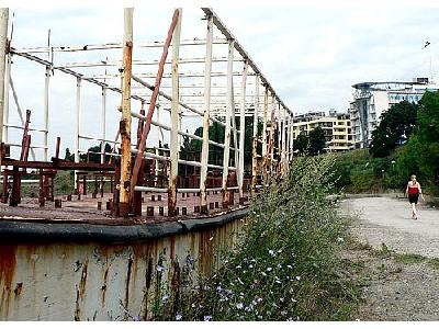 Photo Stranded Sightseeing Boat Vehicle