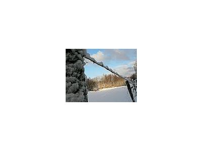 Photo Small Snowy Barbwire Fence Landscape
