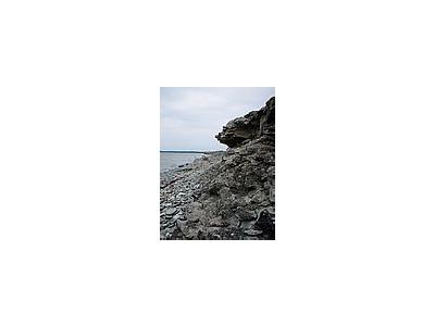 Photo Small Rocky Shore Landscape