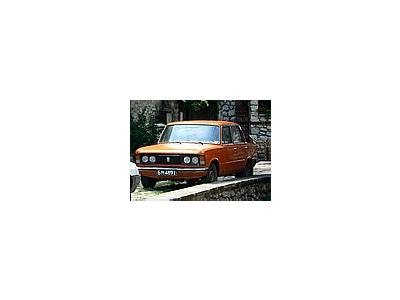 Photo Small Orange Fiat Vehicle