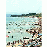 Photo Small Crowded Beach Ocean