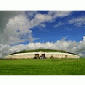 Photo Small Newgrange Ireland Travel title=